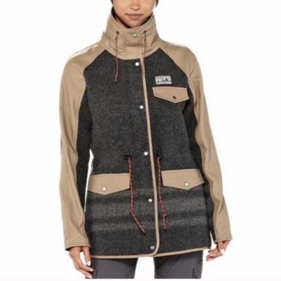 Patagonia Jackets & Blazers - Rare Patagonia Reclaimed Wool Parka